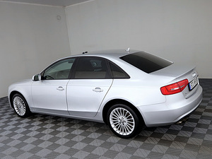 Audi A4 S-Line Facelift ATM 2.0 TDI 105kW (4 фото из 7)