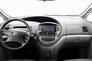 Toyota Previa Luxury ATM 2.4 115kW (5 фото из 8)