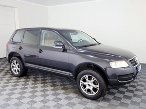 Volkswagen Touareg Highline ATM 2.5 TDI 128kW (1 фото из 7)