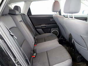Mazda 3 Elegance Facelift 1.6 77kW (7 фото из 7)