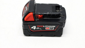 Milwaukee M18 4.0Ah (2 foto / 2)