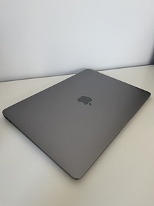 MacBook Air Retina 13″, 2020 (3 foto / 6)
