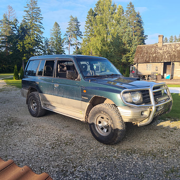 Продам pajero