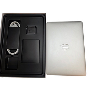 Ноутбук MacBook Air 13" 2017 128Gb + зарядка + коробка (2 фото из 5)