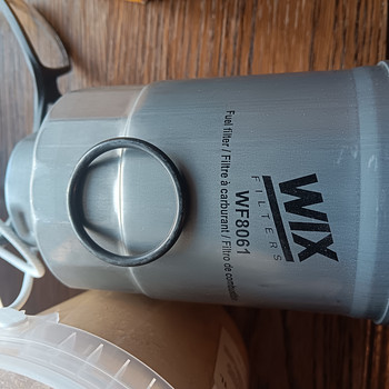 Топливный фильтр wix wf8061