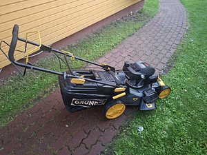 Iseliikuv Grunder muruniiduk ,Honda 200 mootoriga (1 foto / 3)