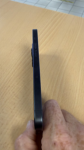 Apple iPhone 15 Pro 256Gb Black uueväärne (3 foto / 4)