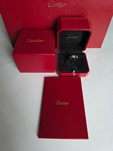 Cartier Love with 3 diamonds white gold (1 foto / 6)
