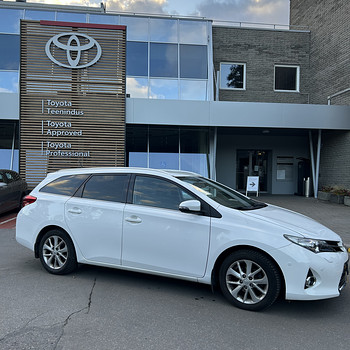 Toyota Auris 1.6 Valvematic Luxury