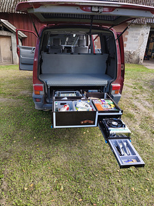 VW T4 Multivan (15 фото из 15)