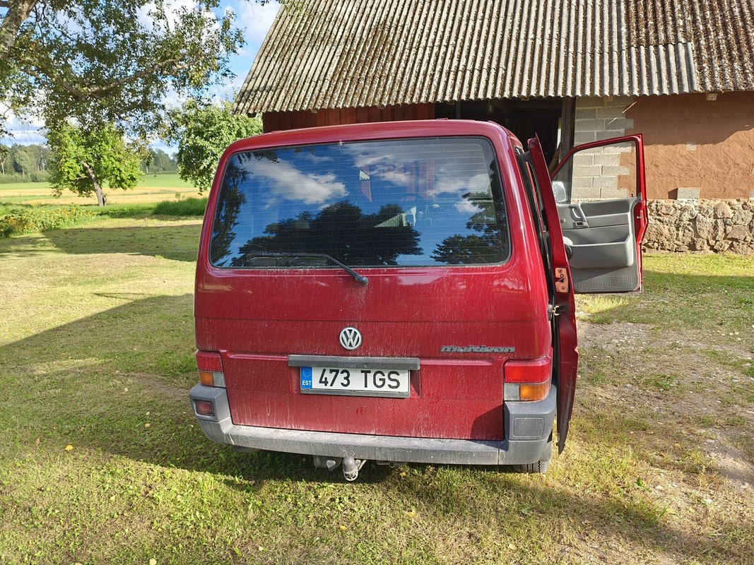 Volkswagen Multivan 2.4 57kW