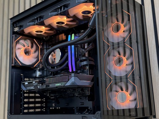 Ryzen 7 7800X3D / 16ГБ DDR5 / 1ТБ M.2 NVME SSD