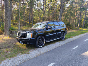 Cadillac Escalade 6.0 V8 (Bens+Gaas) (2 фото из 13)