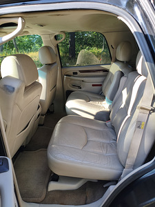 Cadillac Escalade 6.0 V8 (Bens+Gaas) (10 фото из 13)