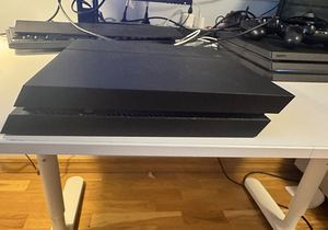 PlayStation 4 500GB (4 foto / 6)