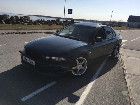 Mitsubishi Galant