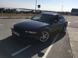 Mitsubishi Galant (1 фото из 11)