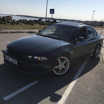 Mitsubishi Galant