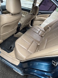 Mitsubishi Galant (7 фото из 11)