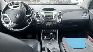 Автомобиль Hyundai IX35, автомат, дизель (6 фото из 6)