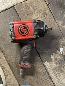 Chicago pneumatic (1 foto / 3)