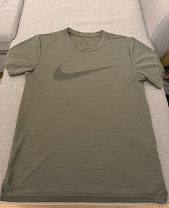 Nike T-särk, Футболка, T-shirt (3 фото из 5)