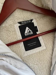 VALGE PARKA (6 foto / 6)