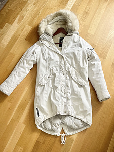 VALGE PARKA (5 foto / 6)