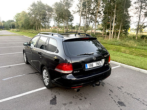 Volkswagen Golf (2 фото из 14)