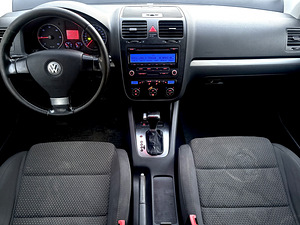 Volkswagen Golf (7 фото из 14)