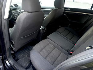 Volkswagen Golf (8 фото из 14)