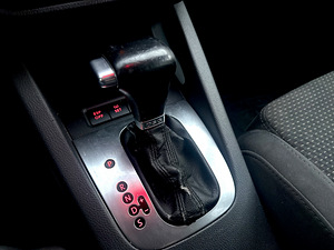 Volkswagen Golf (11 фото из 14)