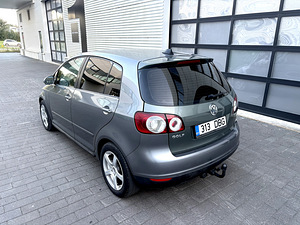 Volkswagen Golf Plus (2 фото из 15)