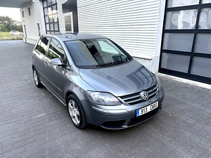 Volkswagen Golf Plus (3 фото из 15)