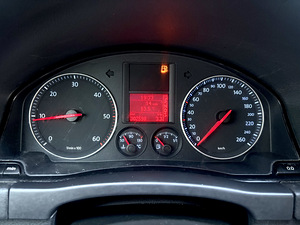 Volkswagen Golf Plus (6 фото из 15)