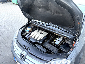 Volkswagen Golf Plus (11 фото из 15)