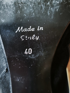 Итальянские замшевые полусапожки Bata (Made in Italy), р. 40 (10 фото из 10)