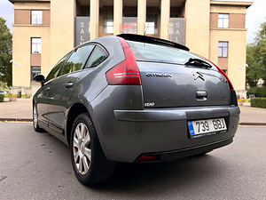 CITROEN C4 / АВТОМАТ / БЕЗ АВАРИЙ / ТО 07.2027 (4 фото из 15)