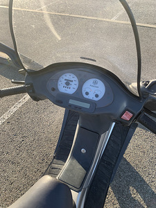 Piggio Super Hexagon 125gtx (6 foto / 8)