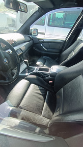 BMW X5 (5 foto / 6)