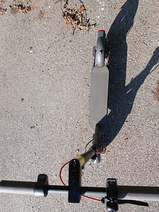 Xiaomi Electric Scooter 4 (3 фото из 7)