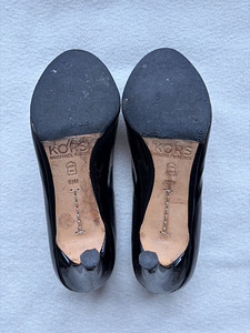 Michael Kors mustad lakknahast kingad 37 (4 foto / 4)