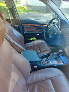 BMW e39 525 (5 foto / 8)