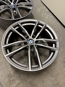 Оригинальные диски BMW Style 698M (1 фото из 7)
