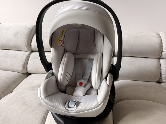 Автомобильное кресло CYBEX Cloud T i-Size Plus с базой