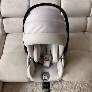 Turvahäll CYBEX Cloud T i-Size Plus koos alusega (2 foto / 6)