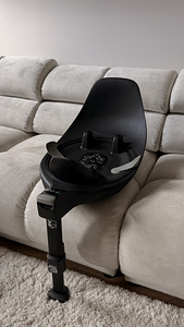Turvahäll CYBEX Cloud T i-Size Plus koos alusega (6 foto / 6)