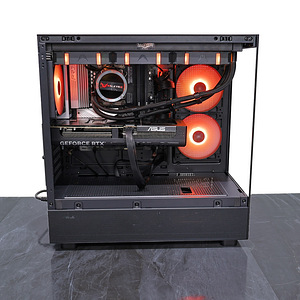 НОВИНКА! ●RTX 5070 ●Ryzen 7 7800X3D ●32GB DDR5 Игровой компь (4 фото из 5)