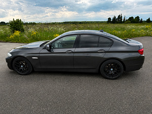 BMW 520D F10 2010 (5 foto / 15)