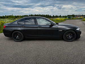 BMW 520D F10 2010 (7 foto / 15)